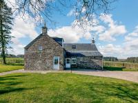 B&B Forfar - Meadowgreen Farmhouse - Bed and Breakfast Forfar