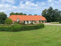 B&B Harmsdorf - Marstall Gut Güldenstein Ganzes Haus 13 Pers Kamin - Bed and Breakfast Harmsdorf