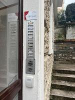 Alla Scalinata del Teatro Rossetti confort suites parcheggio - Chambres d’hôtes