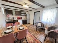 Lily's House - Chambres d’hôtes Cisnădie