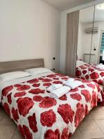 Spazioso appartamento piano terra vicino mare - B&B San Benedetto del Tronto