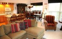 Seven Springs Woodridge 4 Bedroom Premium Condo, Sleeps 10, Deck with Mountain Views condo - Chambres d'hôtes Champion