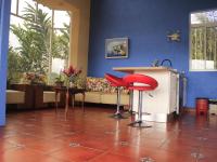 Casa Bartzis, every stay comes with a free professional massage - B&B Orosi