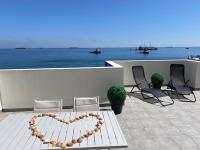 B&B Gibraltar - 2BR with beach view terrace paradise found - Bed and Breakfast Gibraltar