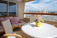 AT100 Apartamento alto con las vistas del mar - Chambres d'hôtes Torredembarra