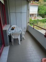 Quadrilocale nuovissimo con parcheggio privato /Four-room, super new, with parking - Ferienwohnung