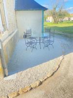 La Montgrande, 2 bed gîte, Aulnay - B&B