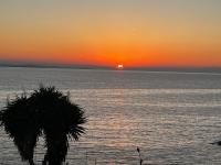 Luxury King and Queen apartment for Royal Holiday - Bed and Breakfast Sarandë