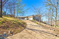 Beautiful Lakeview Home Near Bull Shoals Lake! - Chambres d’hôtes Bull Shoals