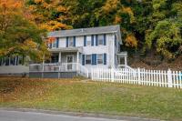 Great Location! Colleges! Hiking! Ithaca Commons! - B&B