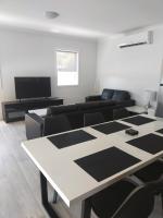 Villa mit 2 Schlafzimmern