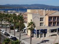 Appartement à Hyères avec parking, véranda et cuisine équipée - FR-1-335-177 - Ferienwohnung Hyères