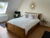 Buttercup Cottage at The Old Tractor Barn - B&B Brackley