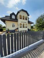 Négy Évszak Vendégház - B&B Balatonboglár