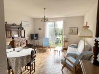 Maison cosy à 300m de la plage du Fogeo, équipements modernes et parking privé - Chambres d'hôtes Arzon