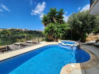 B&B Għajn il-Kbira - Exclusive Pool with your own views with 3 bedrooms and 4 bathrooms in Gozo - Bed and Breakfast Għajn il-Kbira