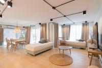 Mini-Me HUBS, Charm Suites & Pool in Old City - Ferienwohnung Chiang Mai