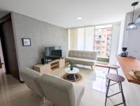 Apartamento Completo Poblado - Ubicacion Central con Parqueadero