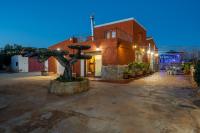 Hauzify I Mas Bomba - B&B Las Tres Cales