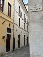 IN MEDIA URBE - intero appartamento - B&B