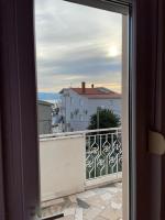 Apartment in Duce with sea view, balcony, air conditioning, WiFi 5146-4 - B&B