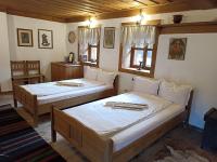 Twin Room with Private Bathroom