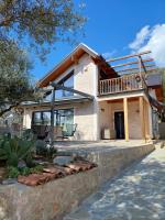 Villa Butterfly Valdanos - B&B