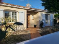 Maison entre pinède et plage - Bed and Breakfast Saint-Jean-de-Monts