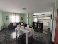 Cheyma Home 3º: Amplio apartamento en Alcalá - B&B Alcalá