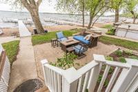 Sandy Feet Retreat on Big Spirit Lake - B&B Spirit Lake