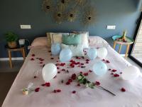 Suite mit Queensize-Bett und Whirlpool