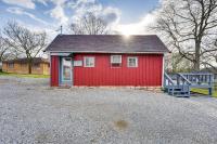 12 Mi to Eureka Springs: Charming Studio Retreat - B&B Berryville