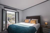 3-bedroom home in Capelas with AC, Heat & parking - B&B Ponta Delgada