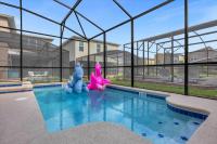 Stylish Resort Villa w/ Pool Near Disney Gated 5BR - Bed and Breakfast Kissimmee