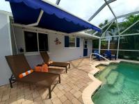 B&B Manasota Key - Suite 9 The Pool House - Bed and Breakfast Manasota Key