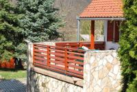Sziszi Vendégház - B&B