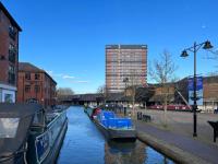 Coventry Waterside Luxury Apartment - Chambres d’hôtes