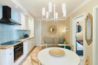 Apartment by the Promenade