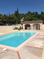 B&B Uzès - le provence avec piscine, climatisation et parking - Bed and Breakfast Uzès