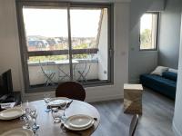 Cabourg: Duplex Rénové 2P, Plage Directe, Fibre - FR-1-487-351 - Ferienwohnung Cabourg