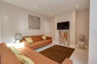 Beautiful, 3 Bedroom Terrace, 2 minutes walk from Chester train station. - B&B Chester