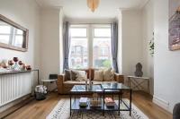 Alross Room with Breakfast - B&B London