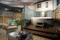 Wish You Were Here - Hot Tub - Free Parking & Free WiFi - B&B Newquay