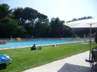 Bel appartement avec piscine proche des plages - B&B