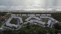 Apto em condomínio na praia, com terraço, em Ilhéus-BA - B&B Ilhéus