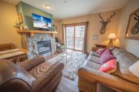 Red Hawk Lodge 2270 by SummitCove Lodging - B&B