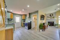 Barling Vacation Rental: Fenced-In Yard w/ Hot Tub - Chambres d'hôtes Barling