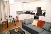 B&B Dartford - Crayford, Super Cosy 2-Bed Apartment - Bed and Breakfast Dartford