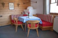 Appartamento con 2 Camere da Letto e con Doccia 