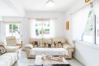 Villa Sunnyside Mandali by Ezoria Villas - Chambres d’hôtes Protaras